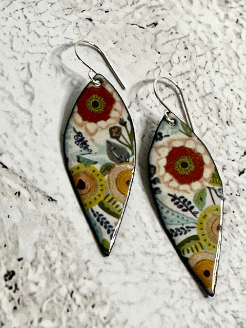 20243 Vintage Floral – Waterslide Decal for Enamel, Glass & Ceramic