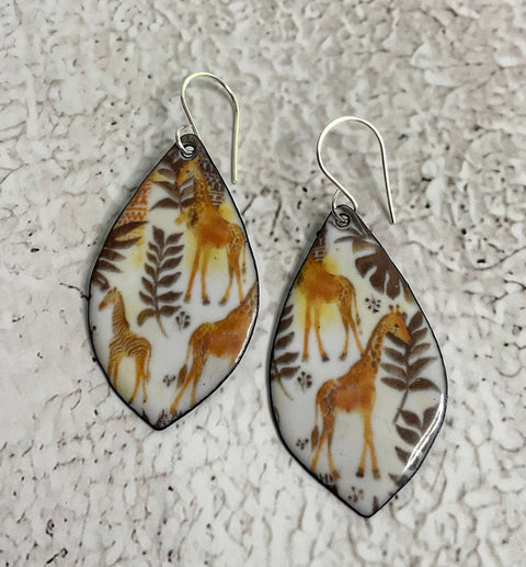 20448 African Giraffes – Waterslide Decal for Enamel, Glass & Ceramic