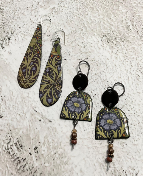 20676 William Morris Tiles – Waterslide Decal for Enamel, Glass & Ceramic