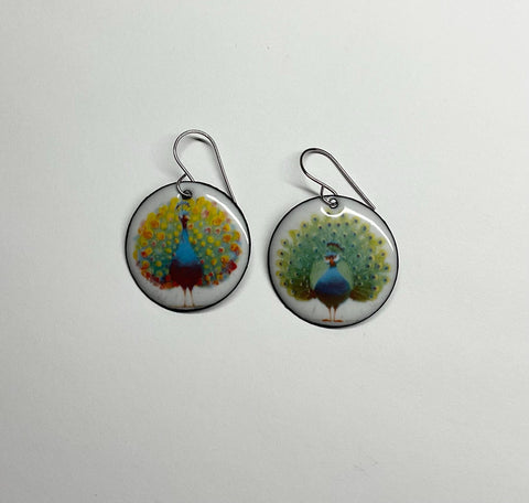 20661 Silly Peacocks – Waterslide Decal for Enamel, Glass & Ceramic